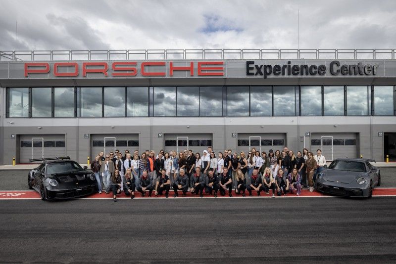 Porsche Women On Track. Porsche Centrum Łódź - tor SilesiaRIng.jpeg